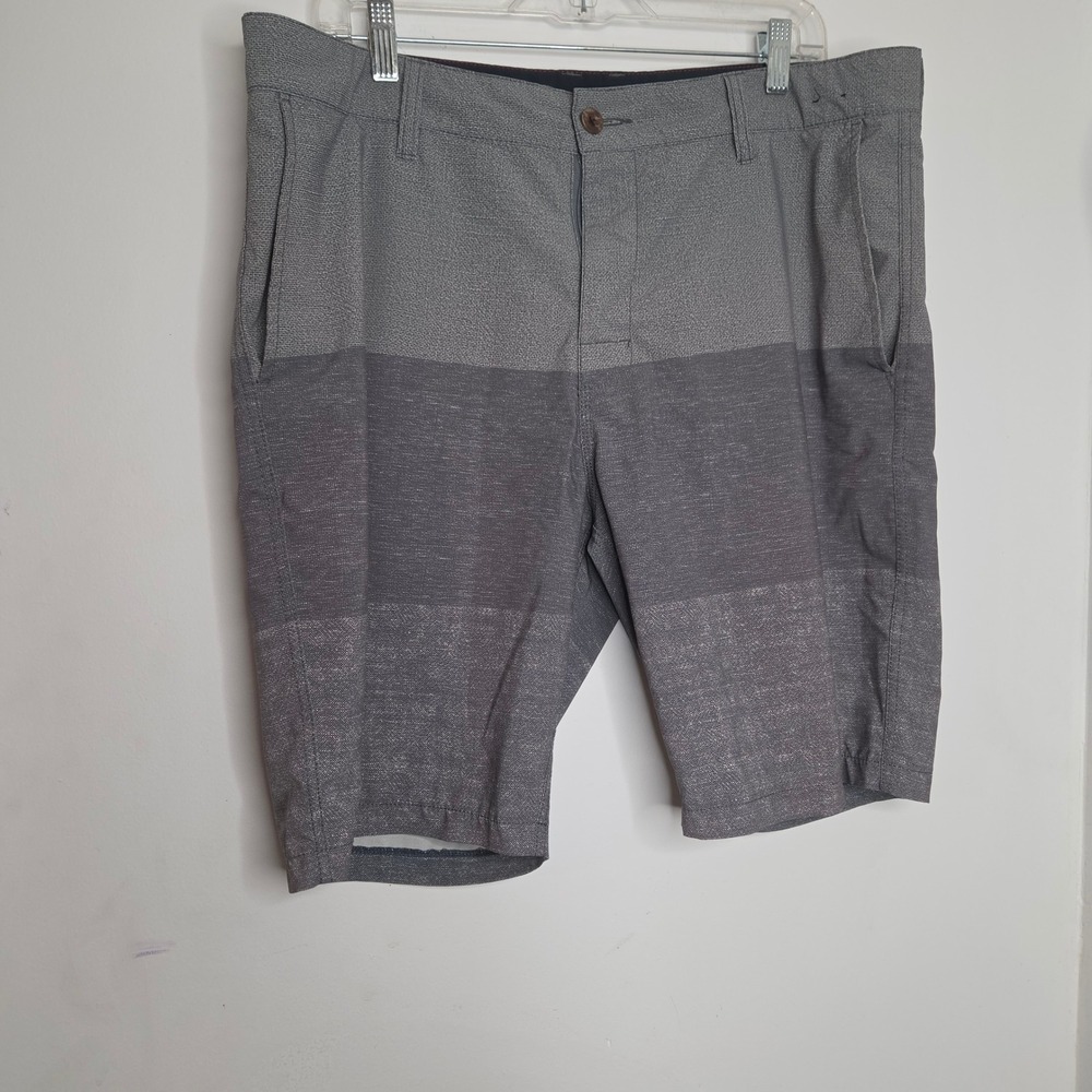 RVCA Mens Grey Colorblock Hybrid Walkshorts Boardshorts Size 36 Casual Surf